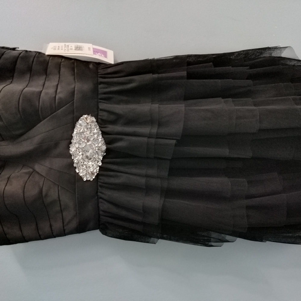 NWT Hailey Logan Elegant Black Dress By Adriana Papell Size 3/4 !!